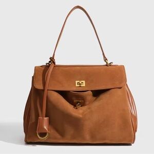 Elegant Tan Leather Handbag
